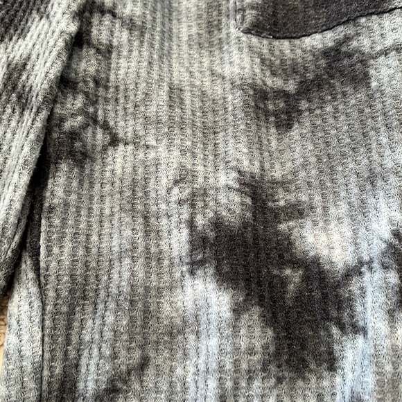 Love, Fire Girls 2 Piece Set - Picture 8 of 10